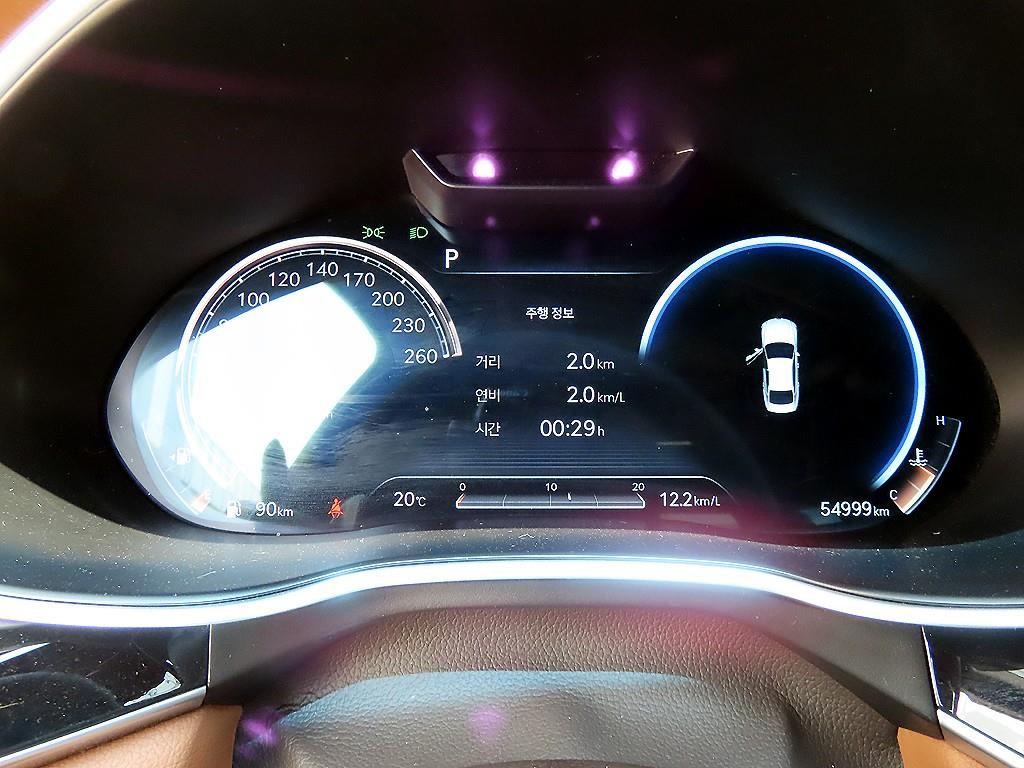Genesis G80 - Vista 9