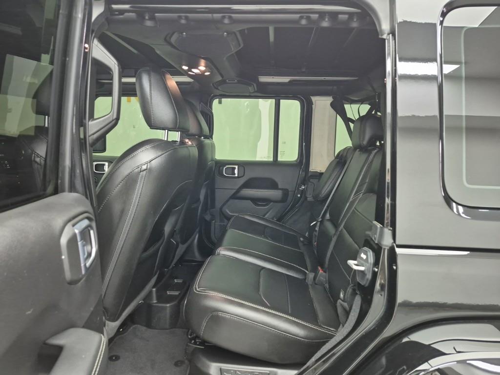 Jeep Wrangler - Vista 12