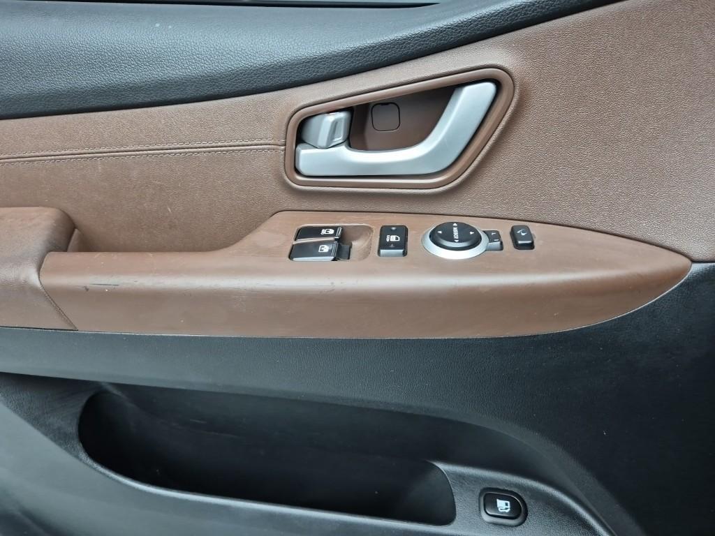 HYUNDAI Starex 2019 Plateado - Importación desde Corea - HF Imports Iquique - Foto 18