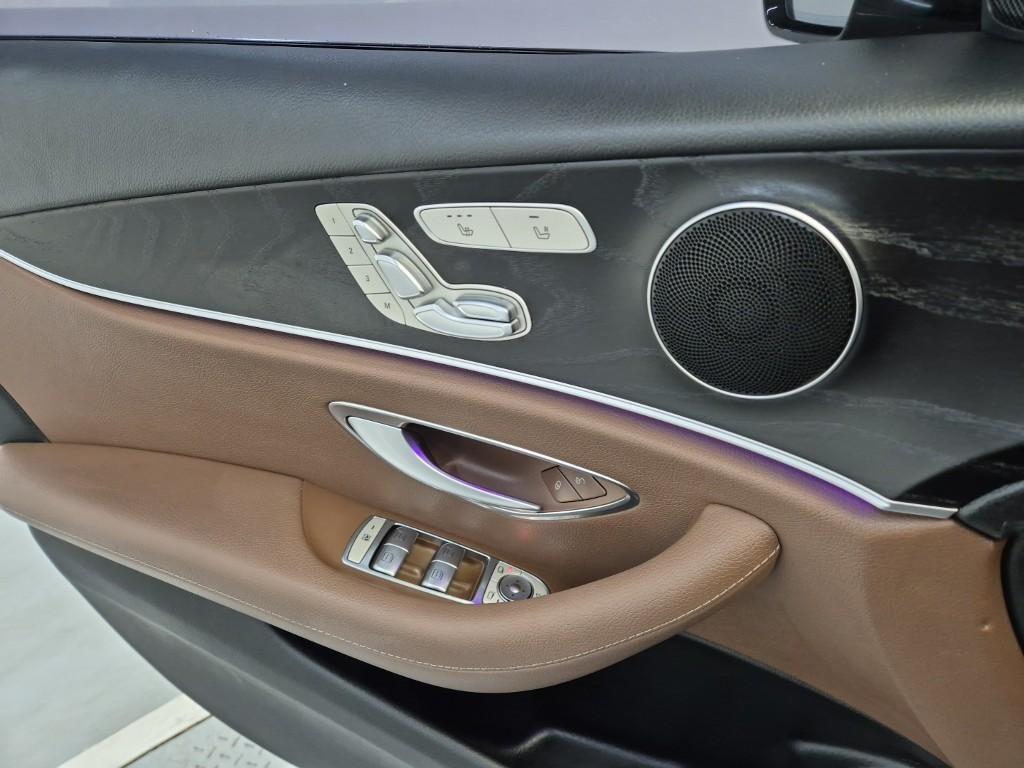 Mercedes Benz E class 2017 Blanco - Importación desde Corea - HF Imports Iquique - Foto 19