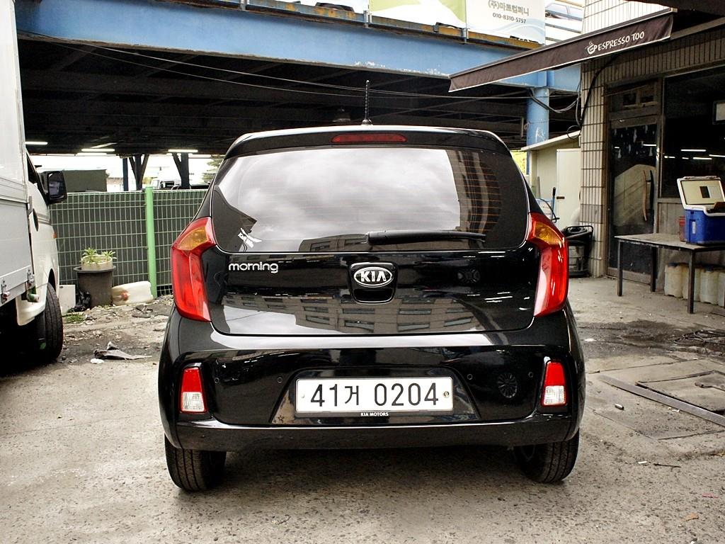 KIA Morning - Vista 5