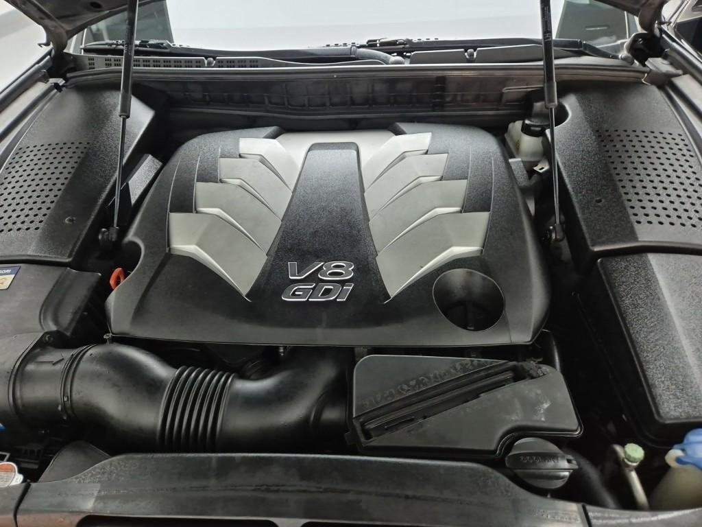 HYUNDAI Equus - Vista 5