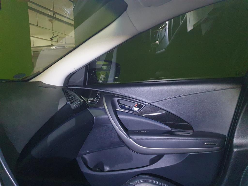 HYUNDAI Grandeur - Vista 10