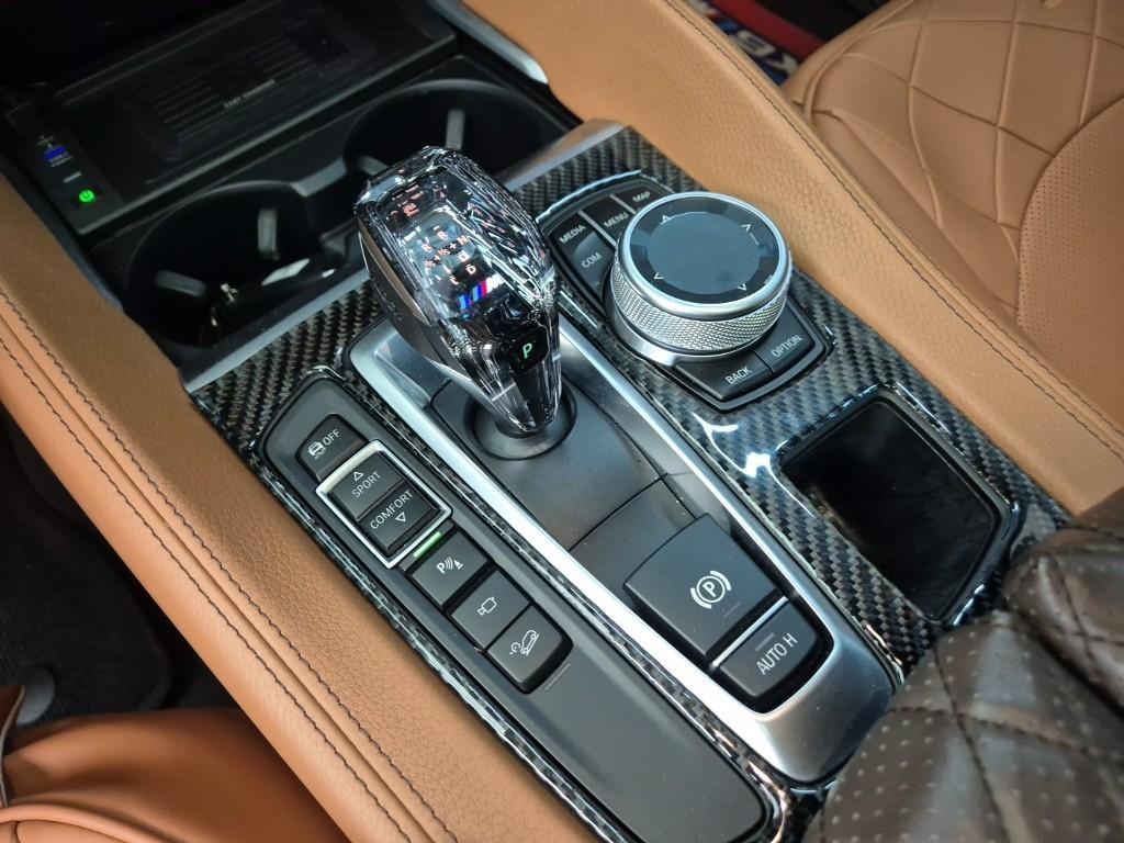 BMW X6 - Vista 8