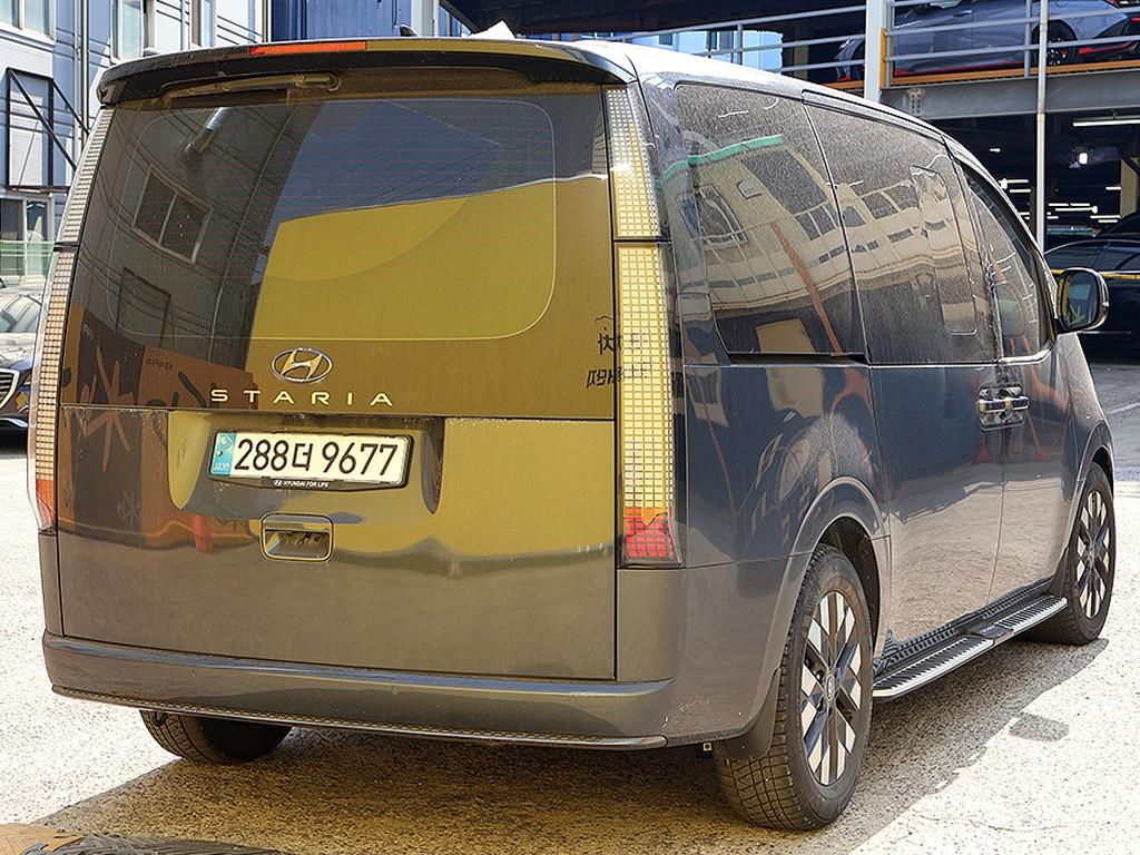 HYUNDAI Staria - Vista 7