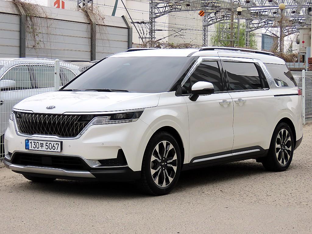 KIA Carnival - Vista 2