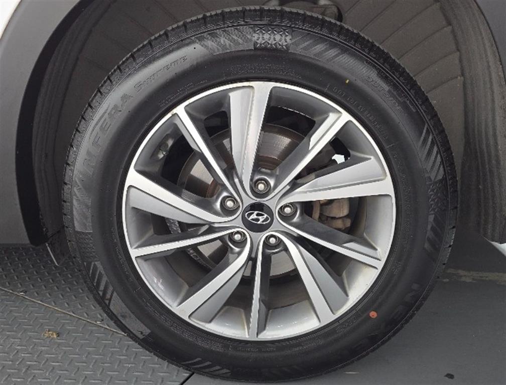 HYUNDAI Santa Fe - Vista 5