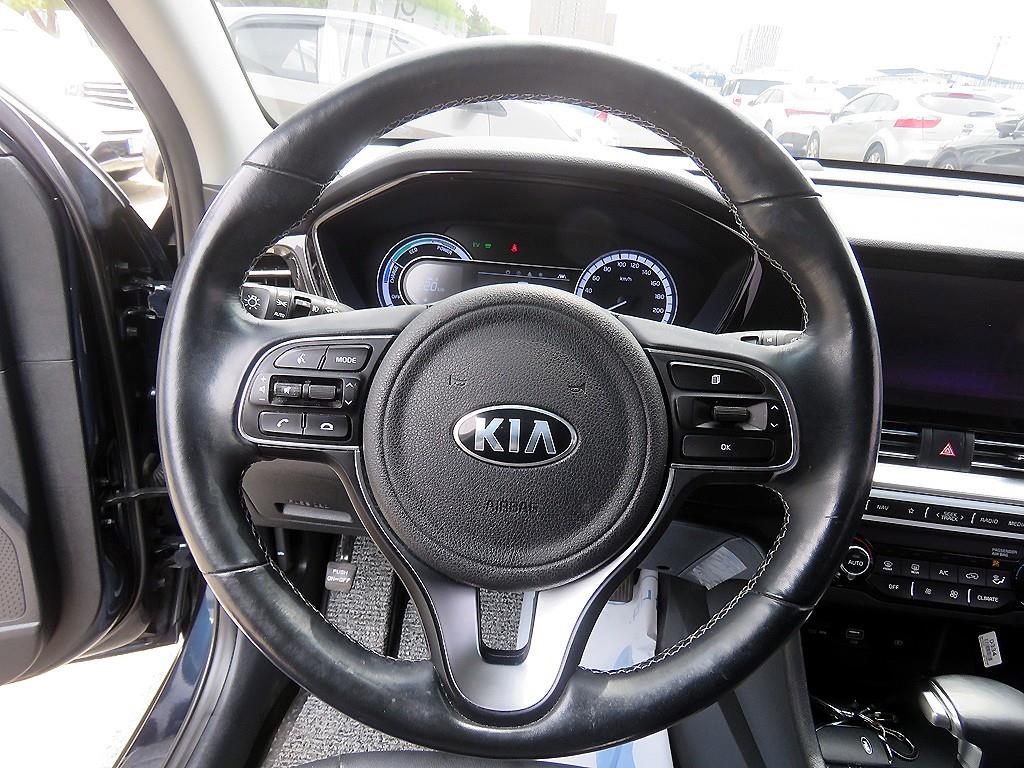 KIA Niro - Vista 9