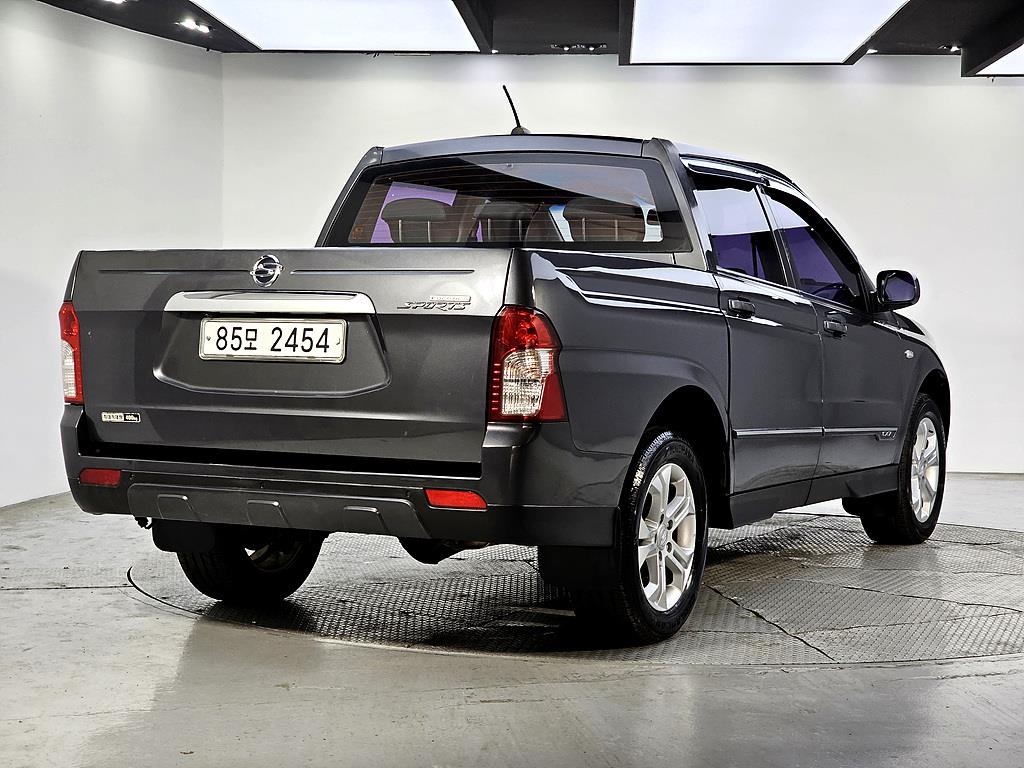 Ssangyong Korando - Vista 4