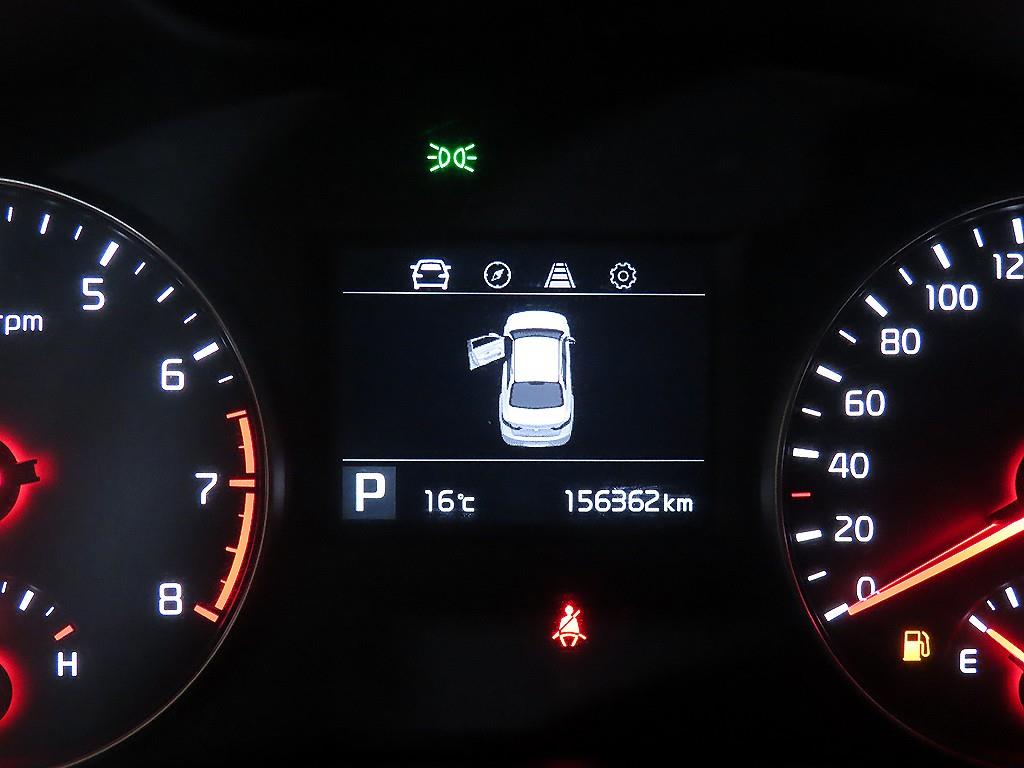 KIA K7 - Vista 9