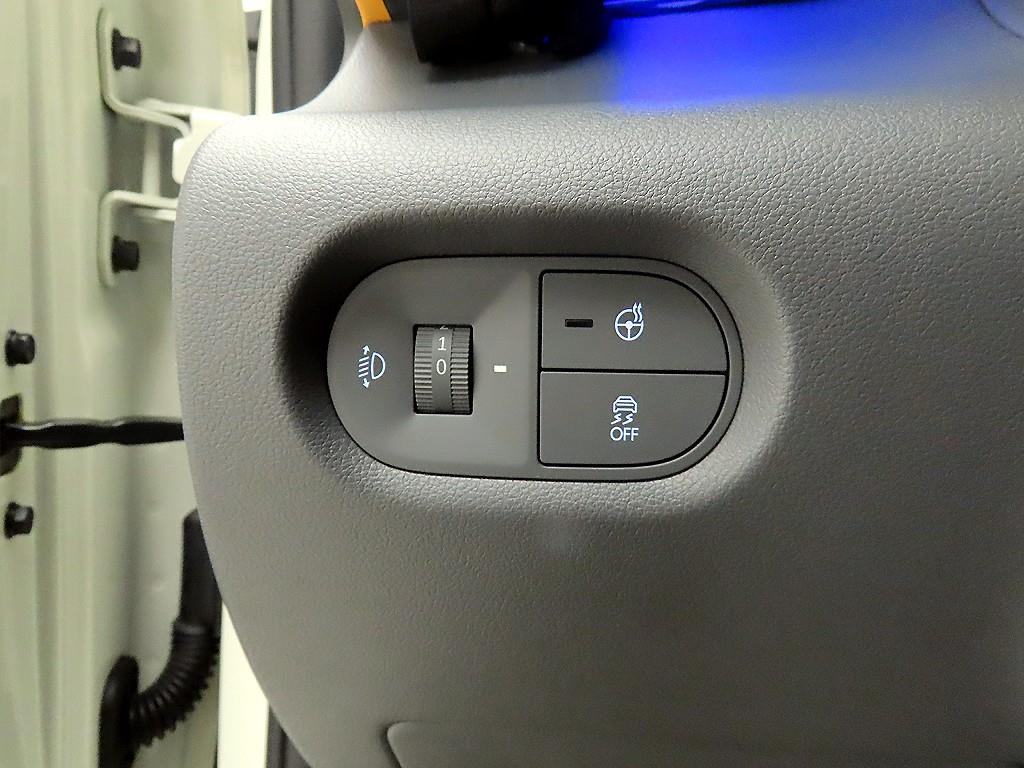 HYUNDAI Casper - Vista 12