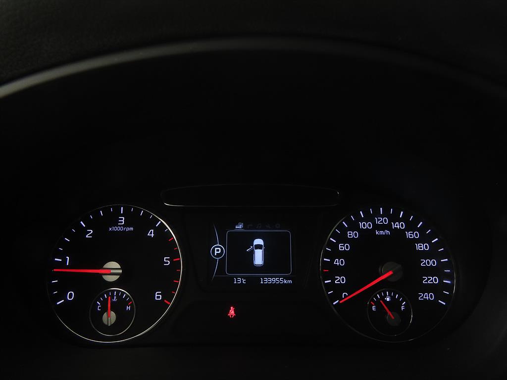 KIA Sorento - Vista 9