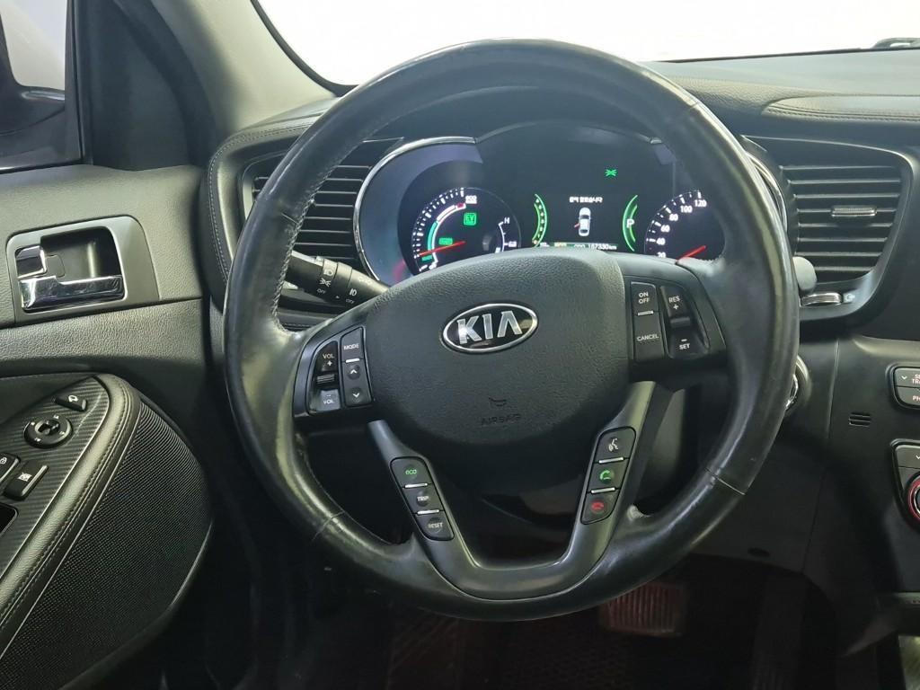 KIA K5 - Vista 9