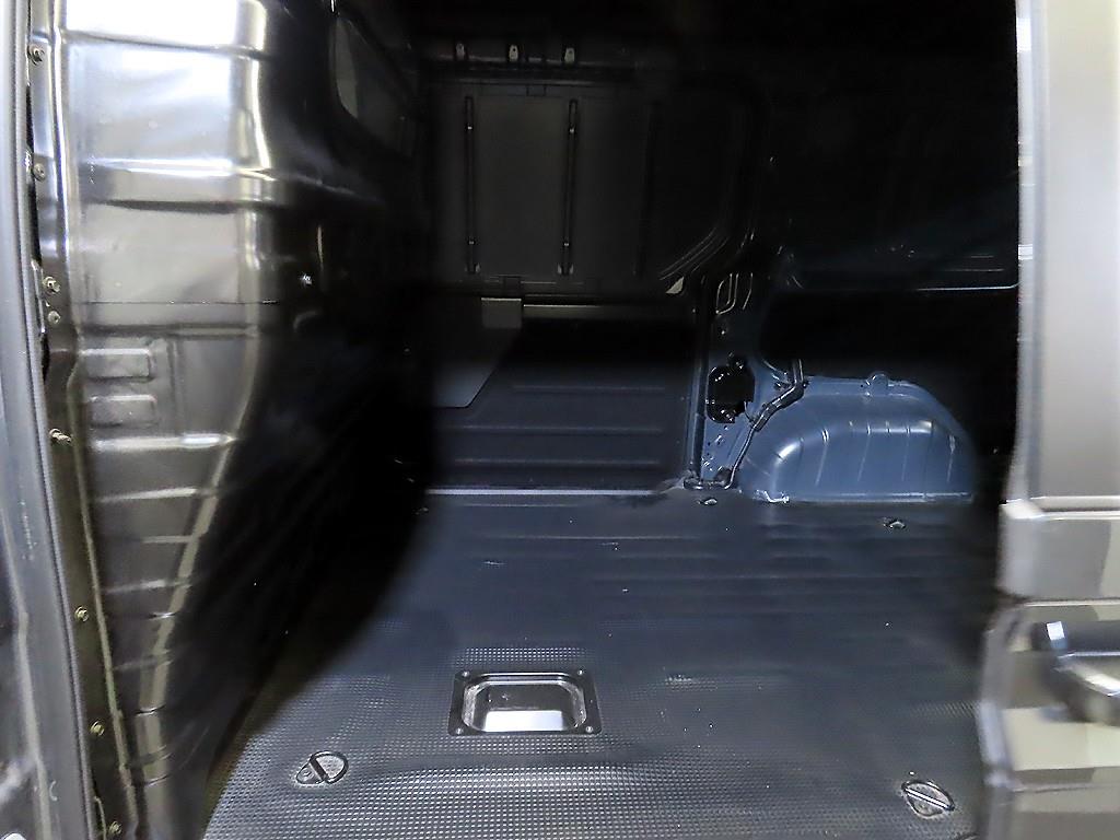 HYUNDAI Staria - Vista 7