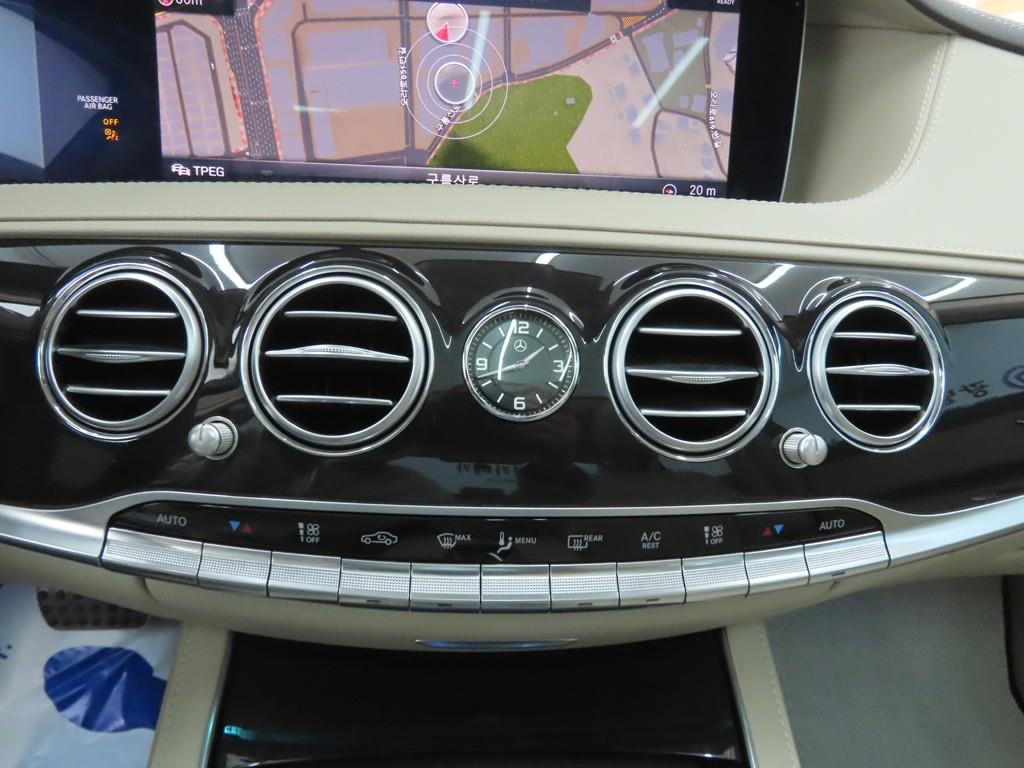 Mercedes Benz S Class - Vista 11