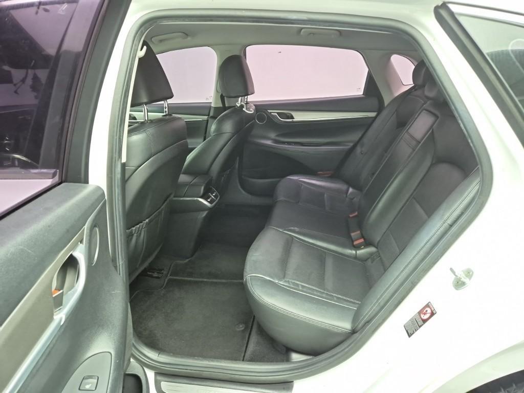 HYUNDAI Grandeur - Vista 8