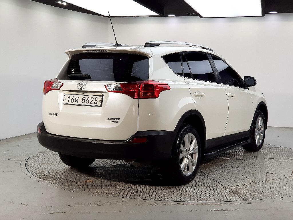 Toyota RAV4 - Vista 4