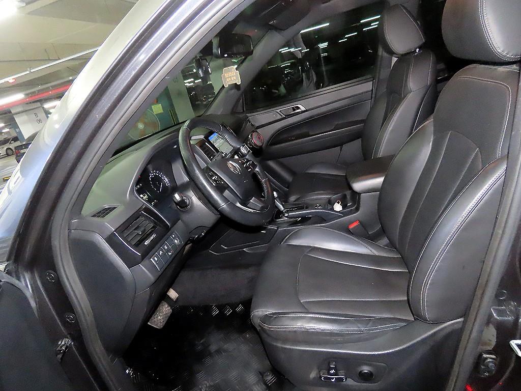 Ssangyong Rexton - Vista 6