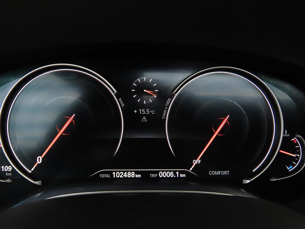 BMW 7 Series - Vista 8