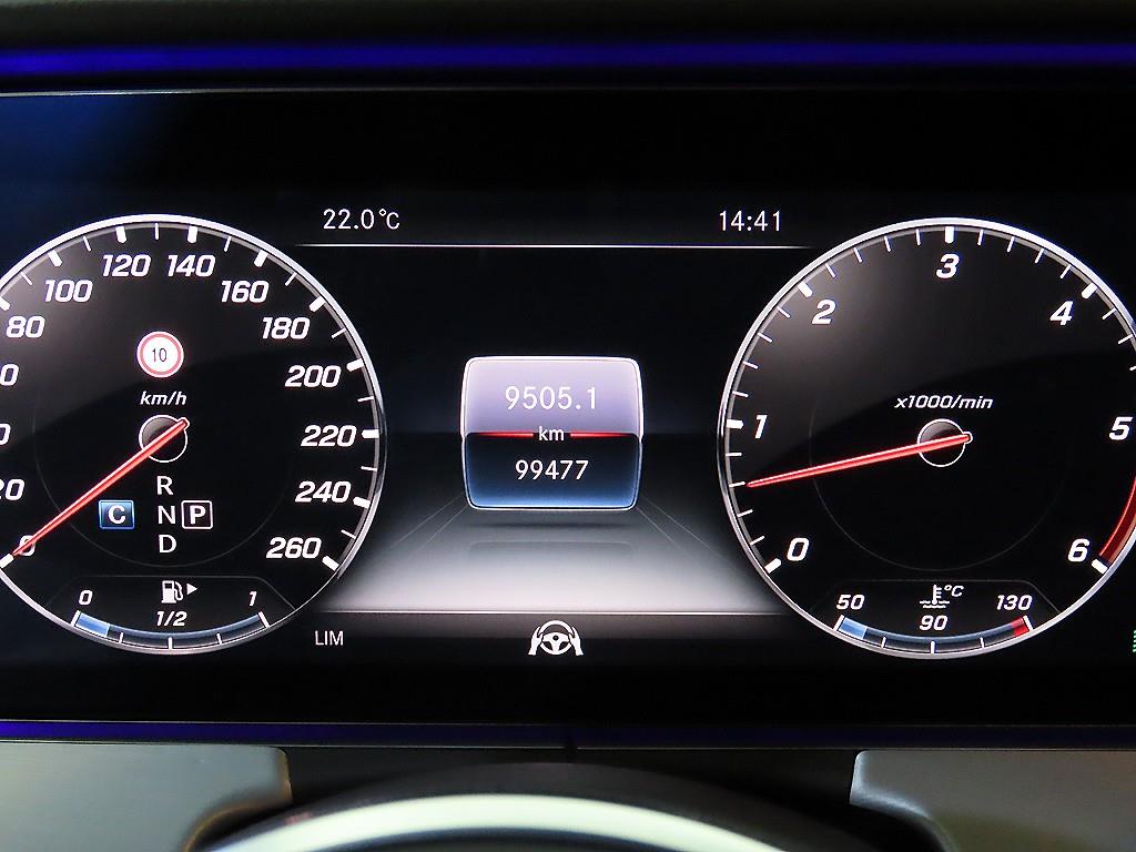Mercedes Benz CLS Class - Vista 9