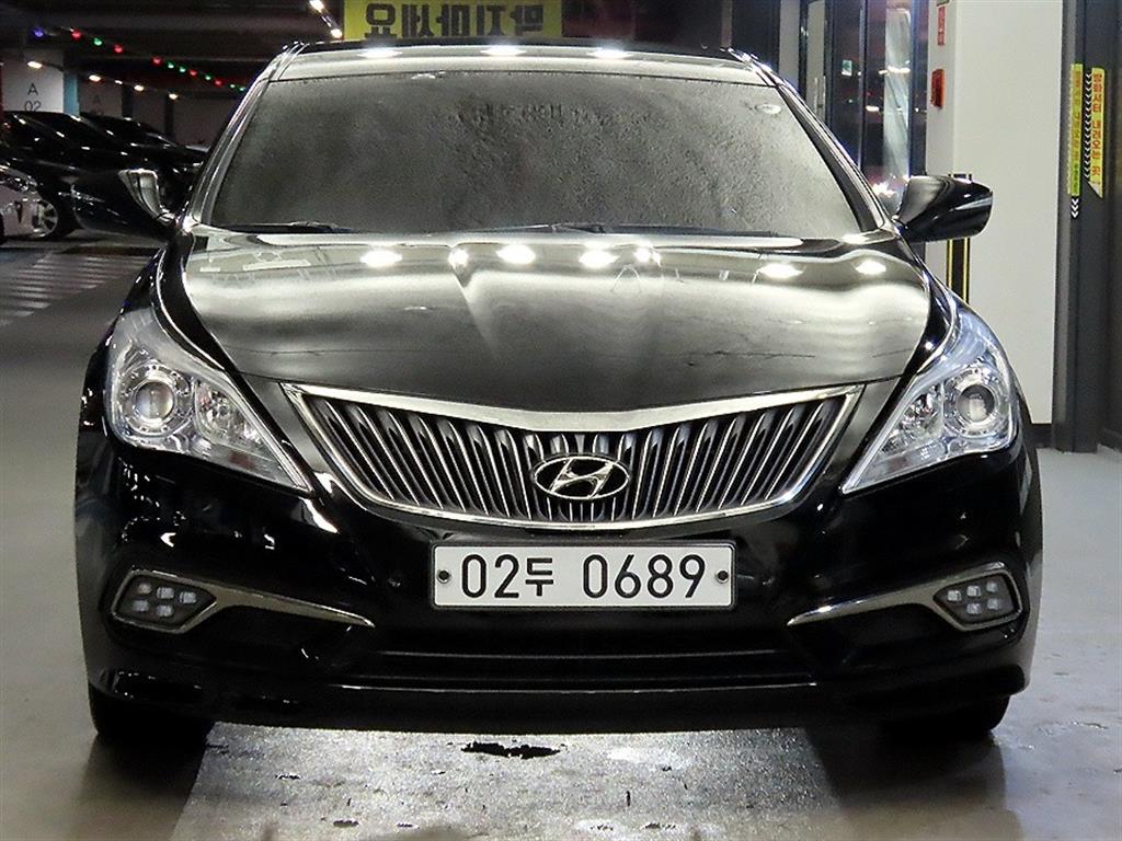 HYUNDAI Grandeur - Vista 2
