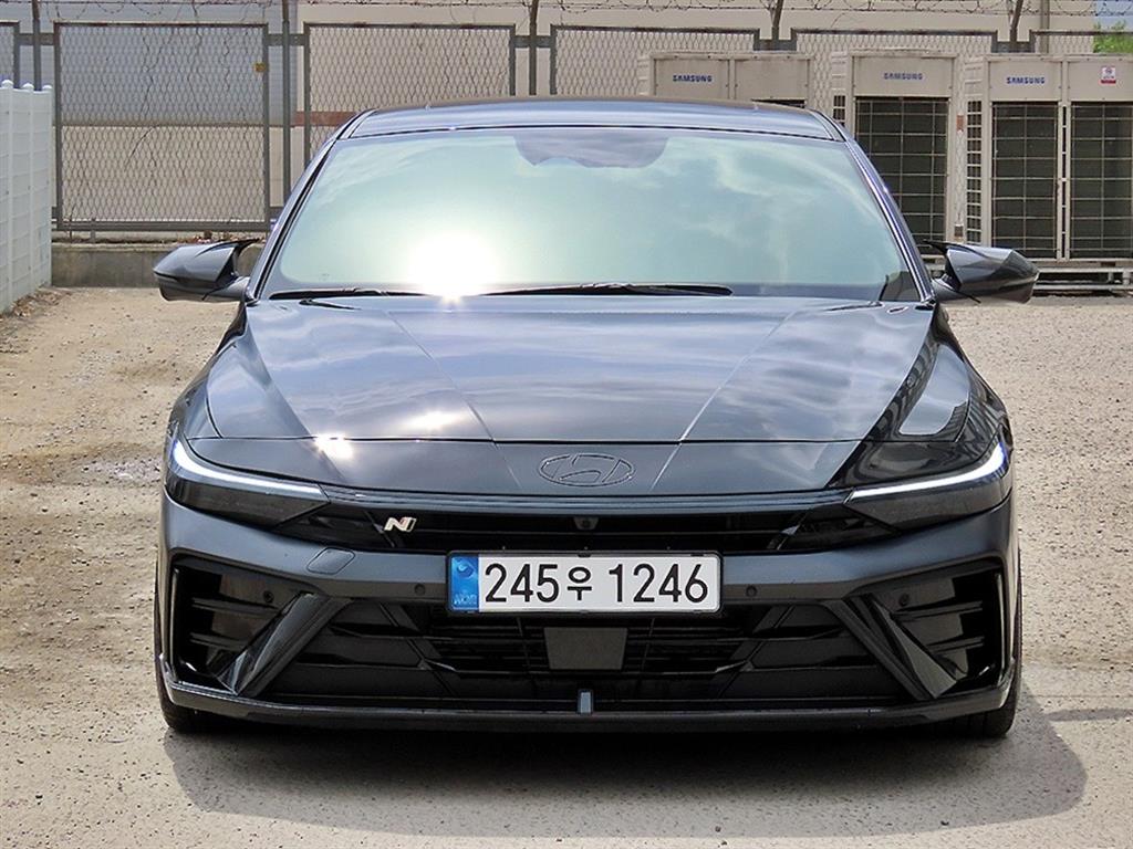 HYUNDAI Avante 2026 Negro - Importación desde Corea - HF Imports Iquique - Foto 1