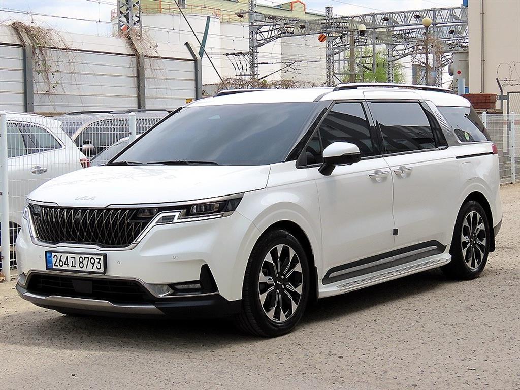 KIA Carnival - Vista 2