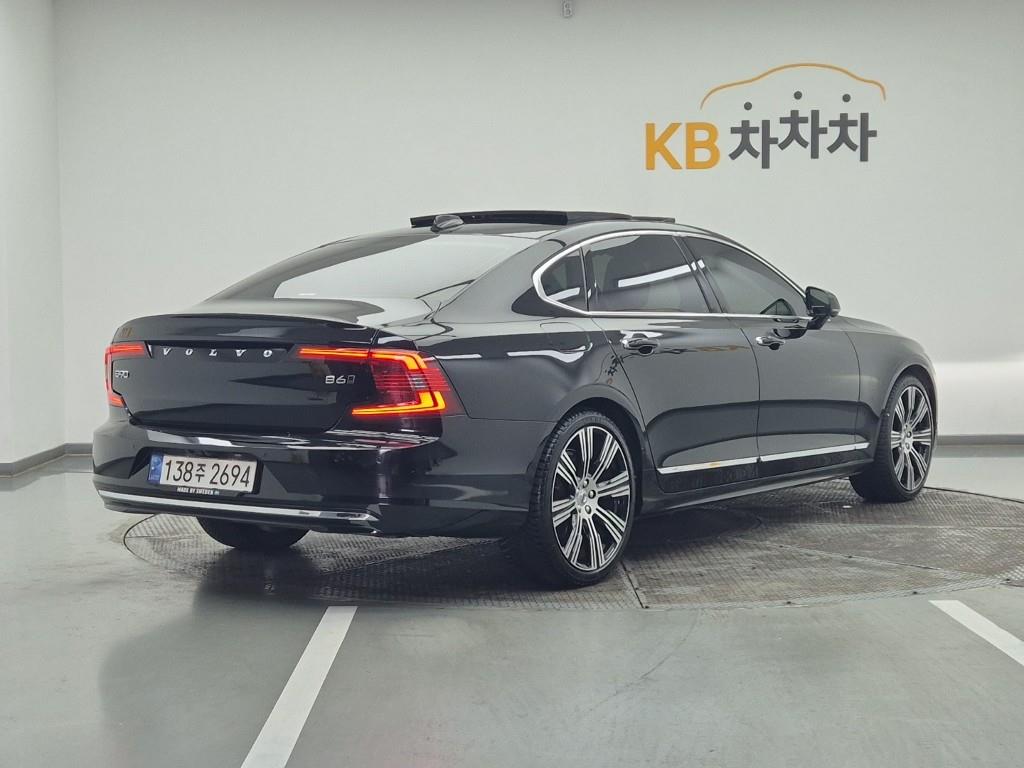 Volvo S90 - Vista 4