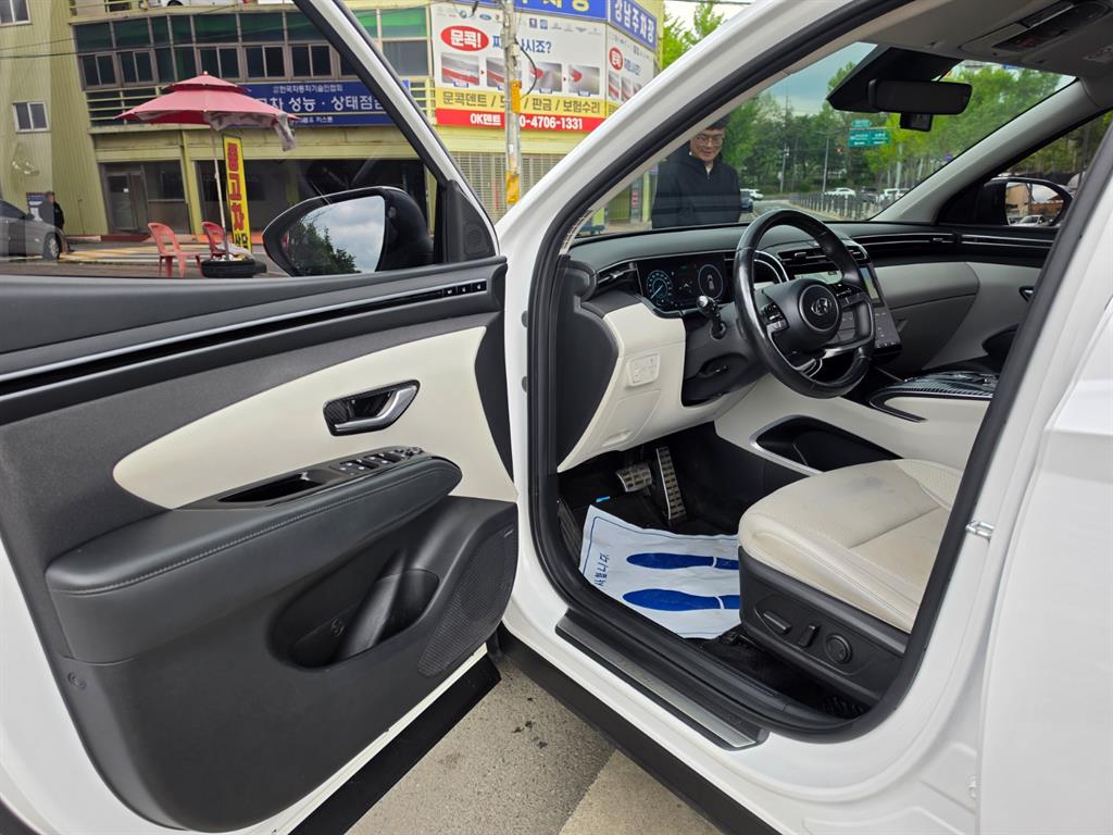 HYUNDAI Tucson - Vista 9