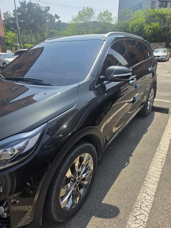KIA Sorento - Vista 3