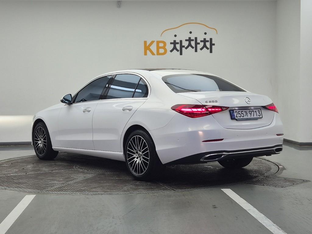 Mercedes Benz C Class - Vista 3