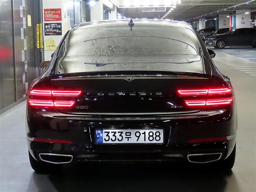 Genesis G80 - Vista 5