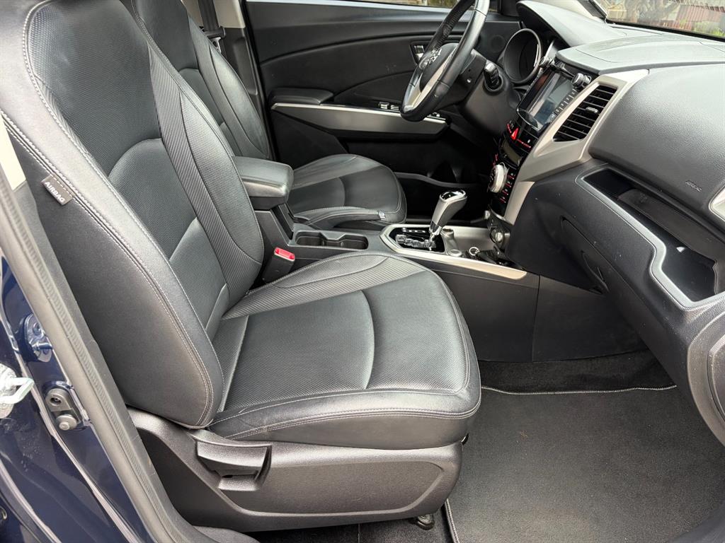 Ssangyong Tivoli 2016 Azul - Importación desde Corea - HF Imports Iquique - Foto 14