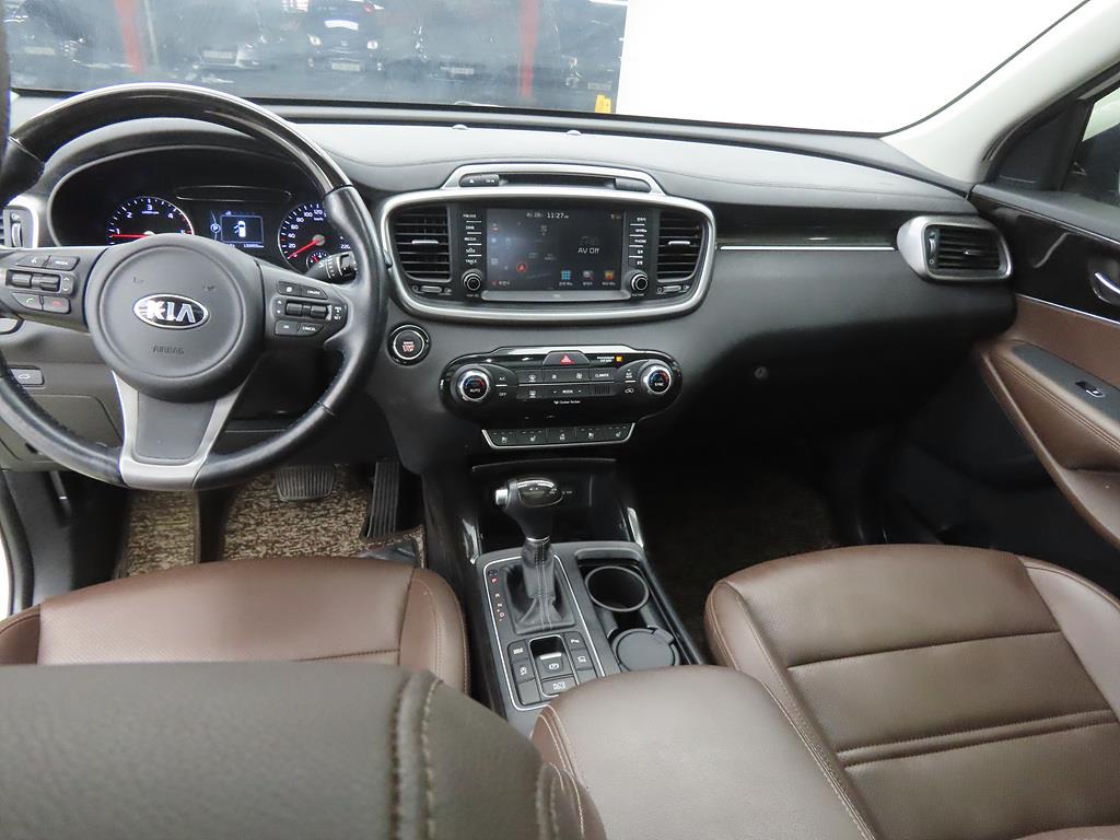 KIA Sorento - Vista 7