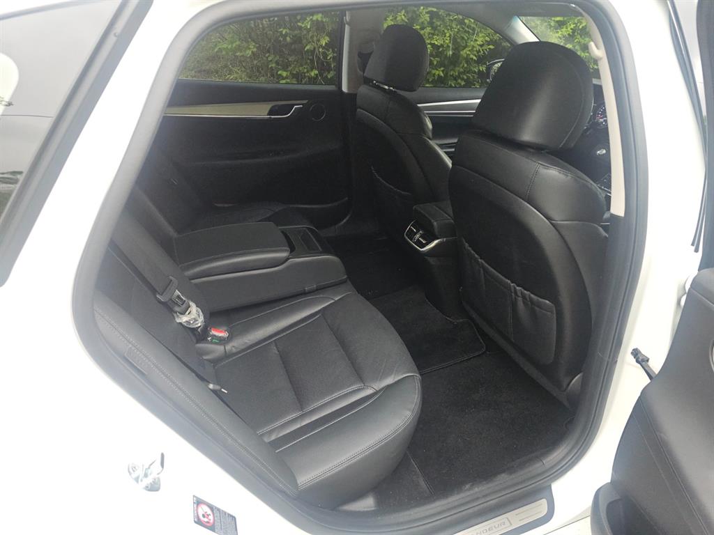 HYUNDAI Grandeur 2020 Blanco - Importación desde Corea - HF Imports Iquique - Foto 17
