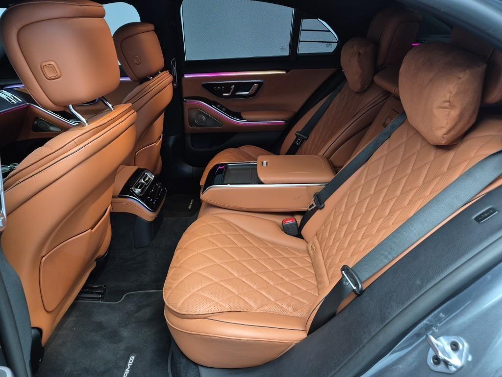 Mercedes Benz S Class - Vista 12