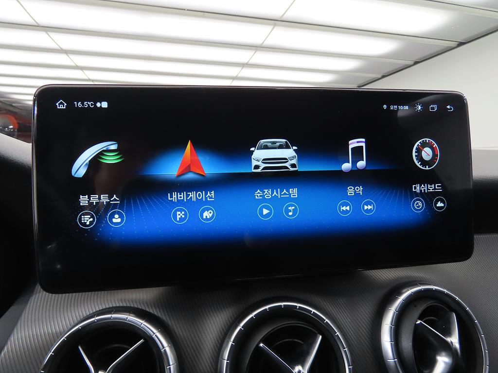 Mercedes Benz CLA Class - Vista 11