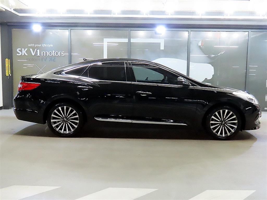 HYUNDAI Grandeur - Vista 3