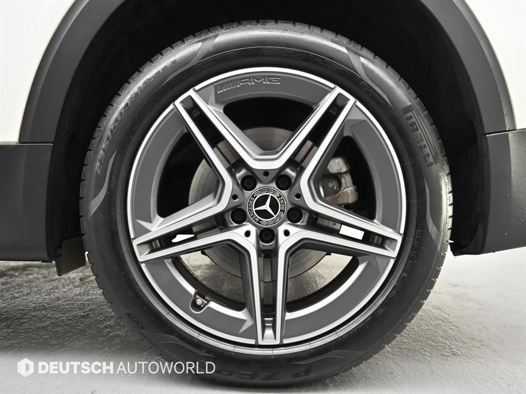 Mercedes Benz GLB Class - Vista 5