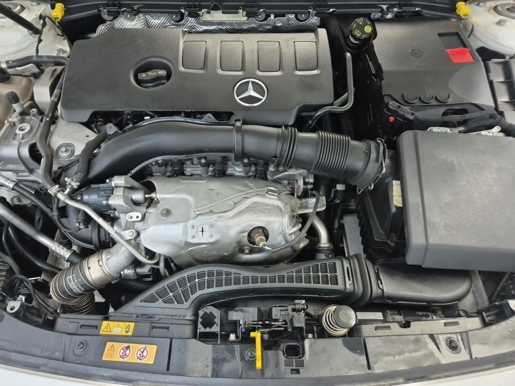 Mercedes Benz A Class 2020 Blanco - Importación desde Corea - HF Imports Iquique - Foto 18