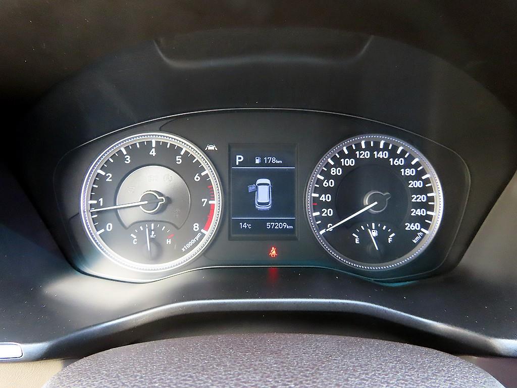HYUNDAI Santa Fe - Vista 9