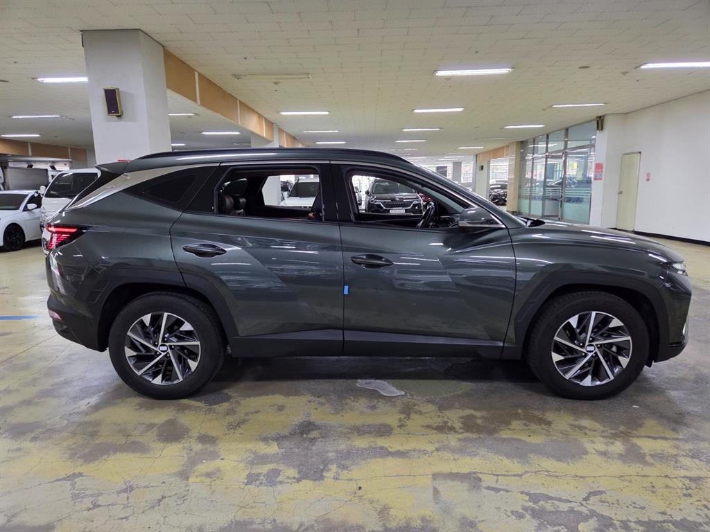HYUNDAI Tucson - Vista 5