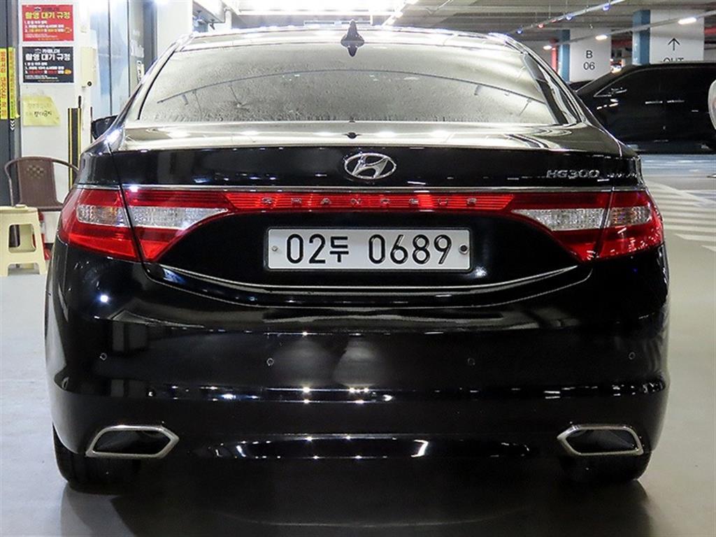 HYUNDAI Grandeur - Vista 5