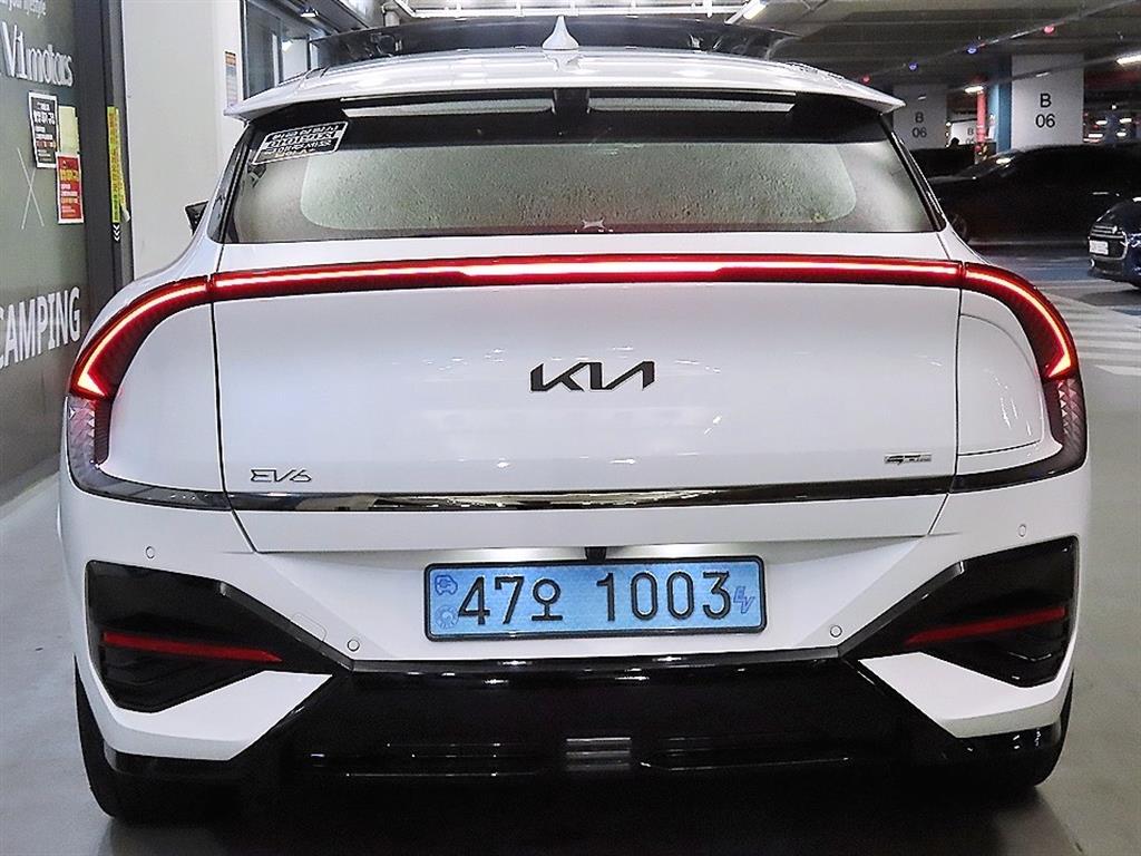 KIA EV6 - Vista 5