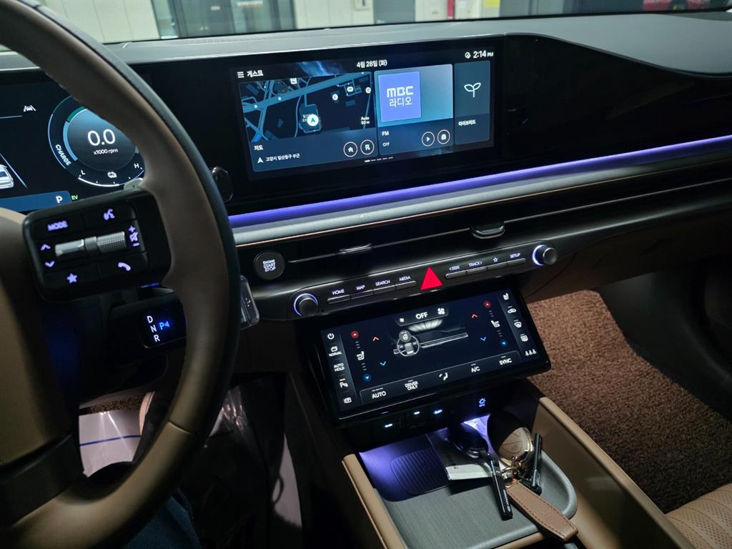 HYUNDAI Grandeur - Vista 9