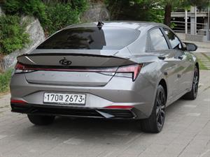 HYUNDAI Avante - Vista 6