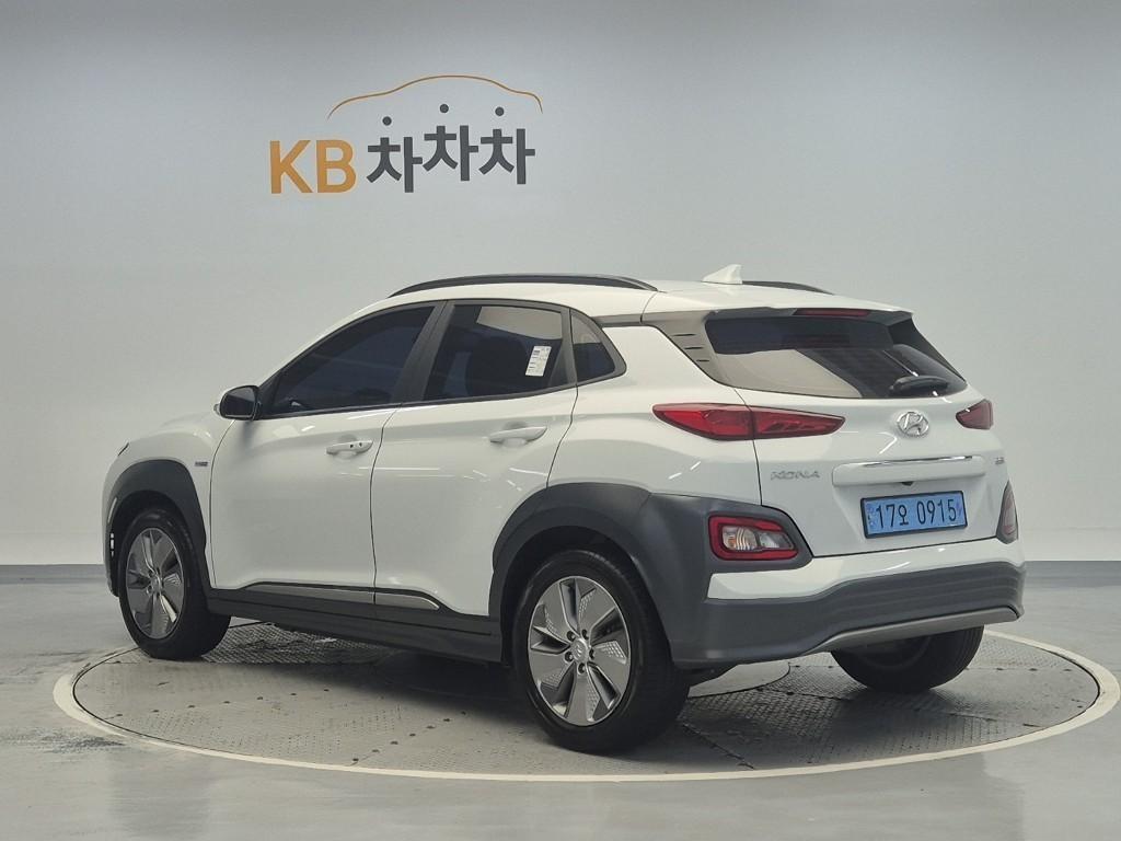 HYUNDAI Kona - Vista 2