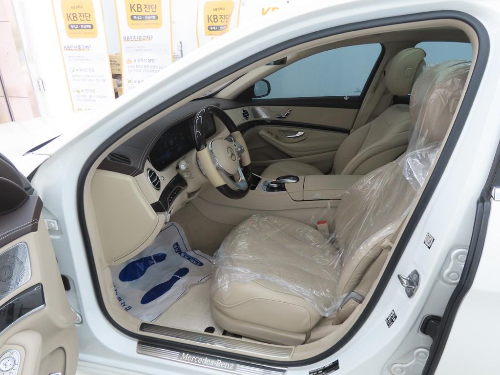 Mercedes Benz S Class - Vista 5