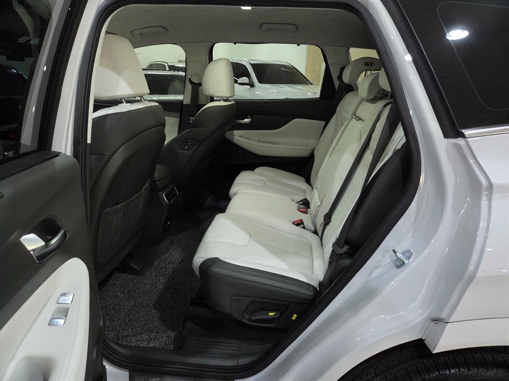 HYUNDAI Santa Fe - Vista 7
