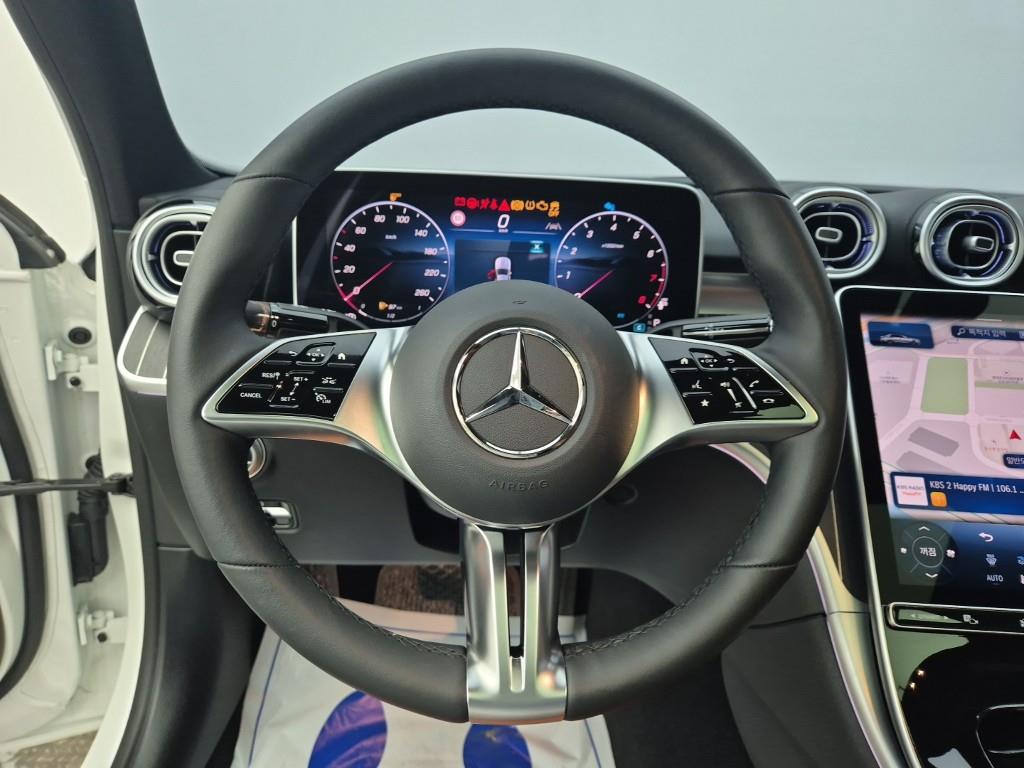 Mercedes Benz C Class - Vista 9
